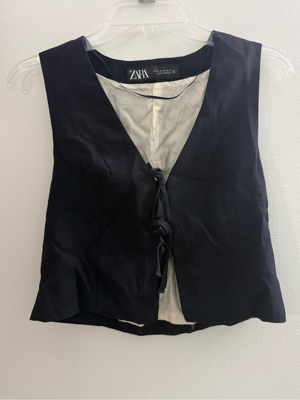 Zara black vest with front tie